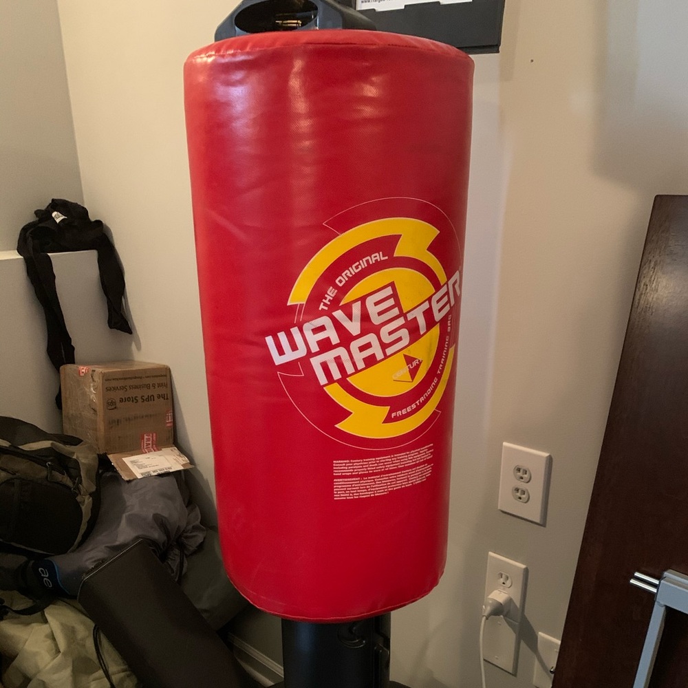 Wave master punching bag